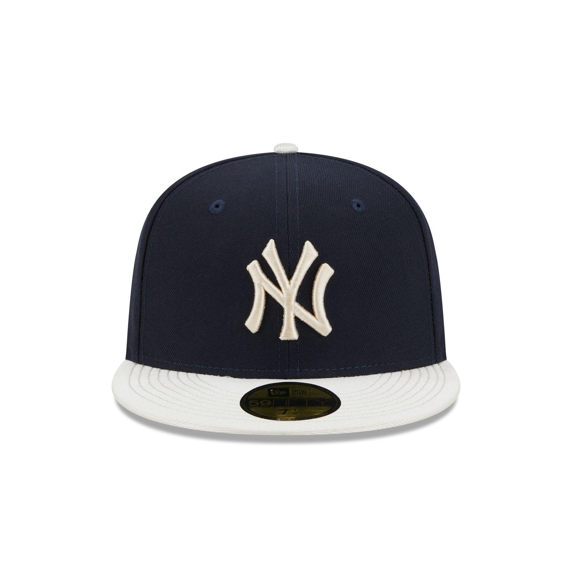 New York Yankees Team Shimmer 59FIFTY Fitted Hat Male Product Image