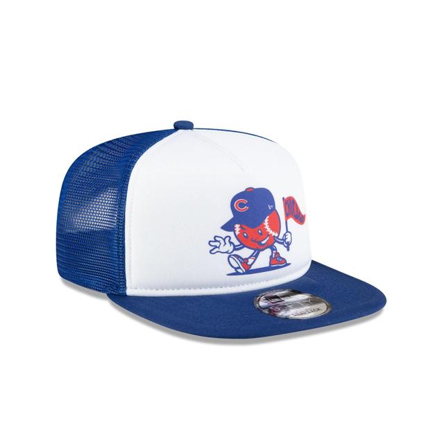 Chicago Cubs Court Sport 9FIFTY A-Frame Trucker Hat Male Product Image