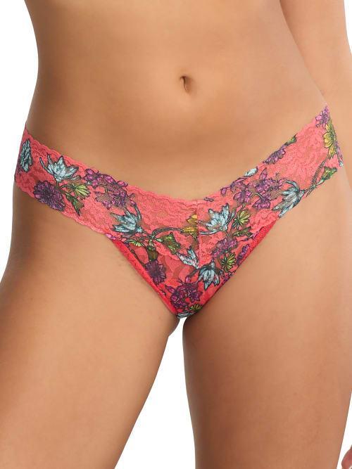 Printed Low-Rise Signature Lace Thong Product Image