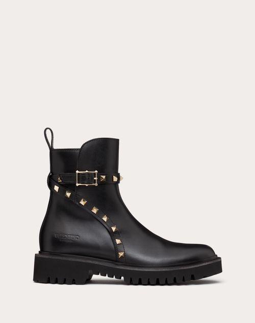 ROCKSTUD CALFSKIN ANKLE BOOT 40 MM Product Image