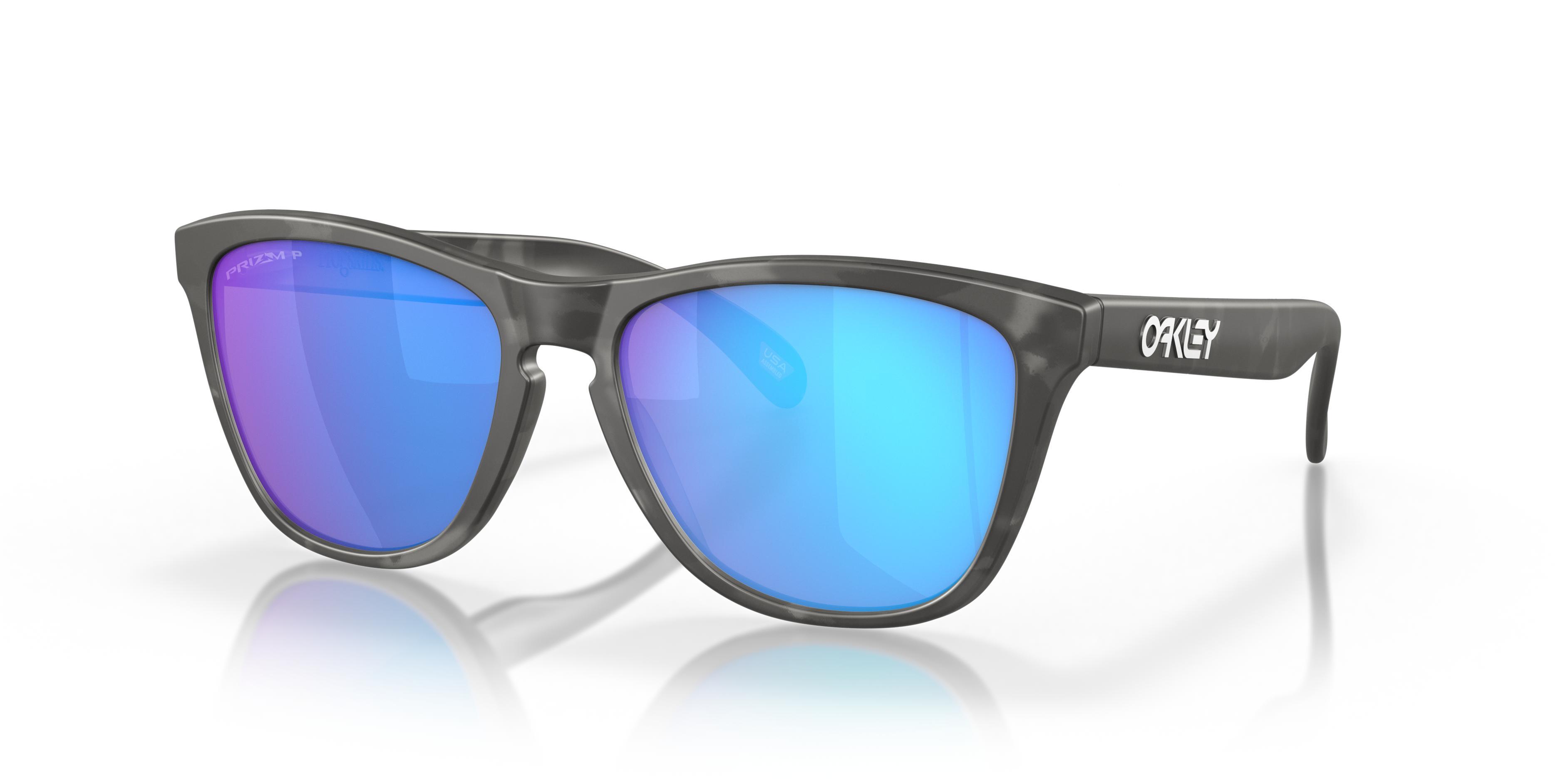 Oakley Men's Frogskins™ (low Bridge Fit) Sunglasses Product Image