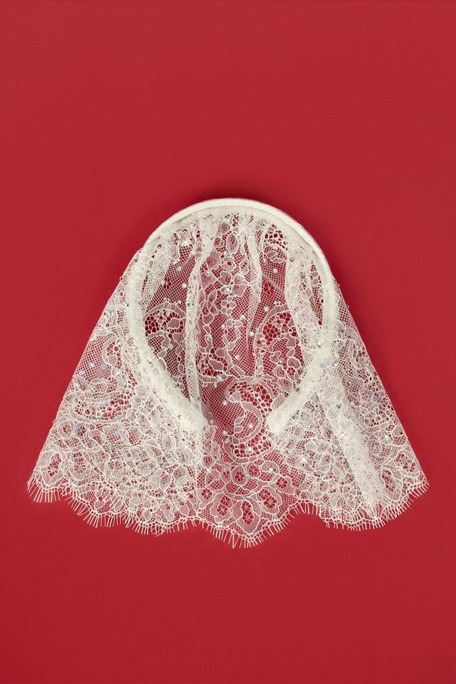 Lace Veil Headband in White Product Image