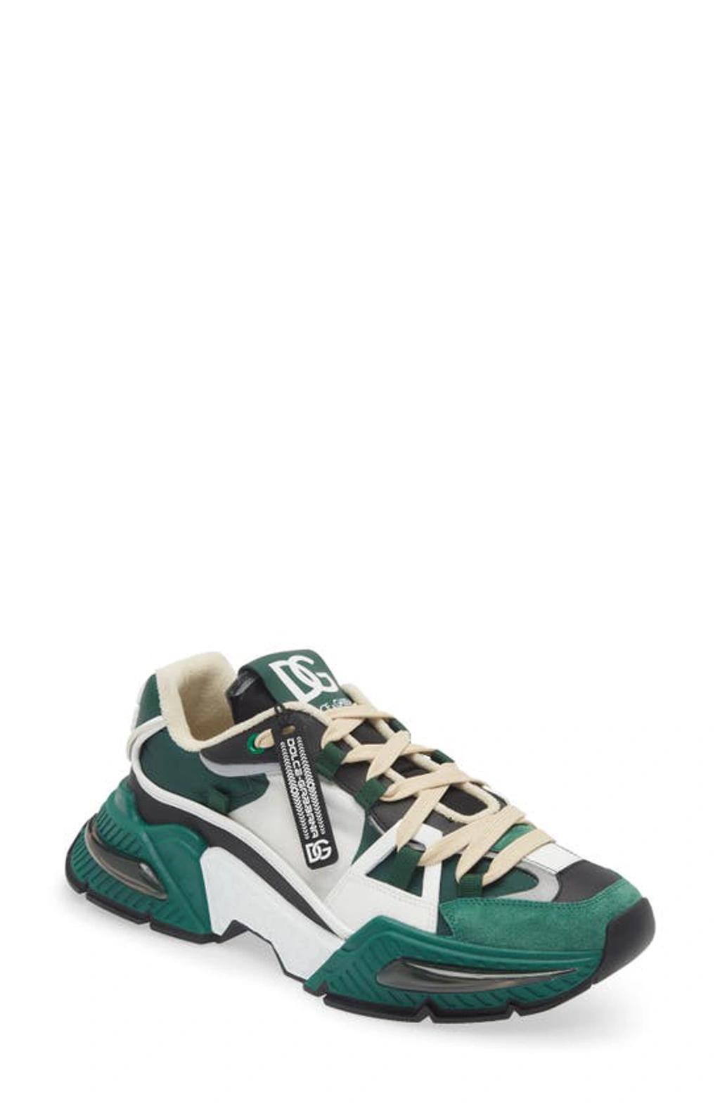 Airmaster Sneakers In Green,black Product Image