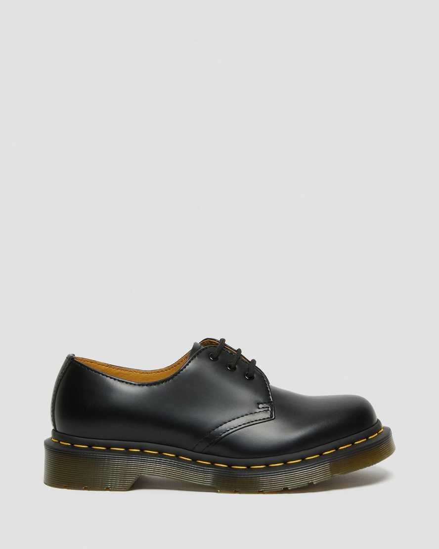 Dr. Martens Gender Inclusive 1461 Oxford Product Image