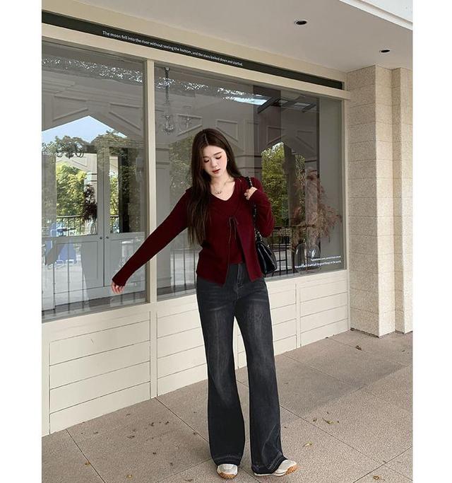 High Rise Washed Fleece-Lined Flared Jeans Product Image