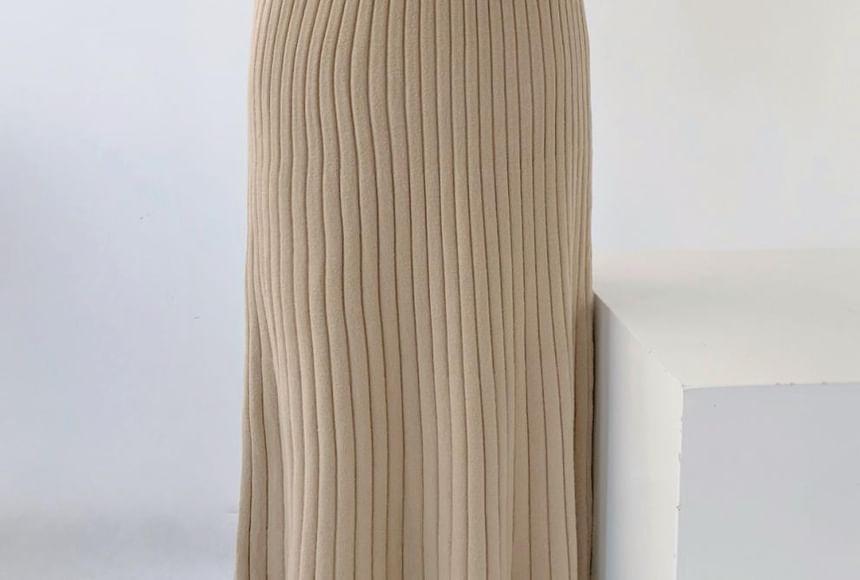 Long-Sleeve Crewneck Knit Midi A-Line Dress Product Image