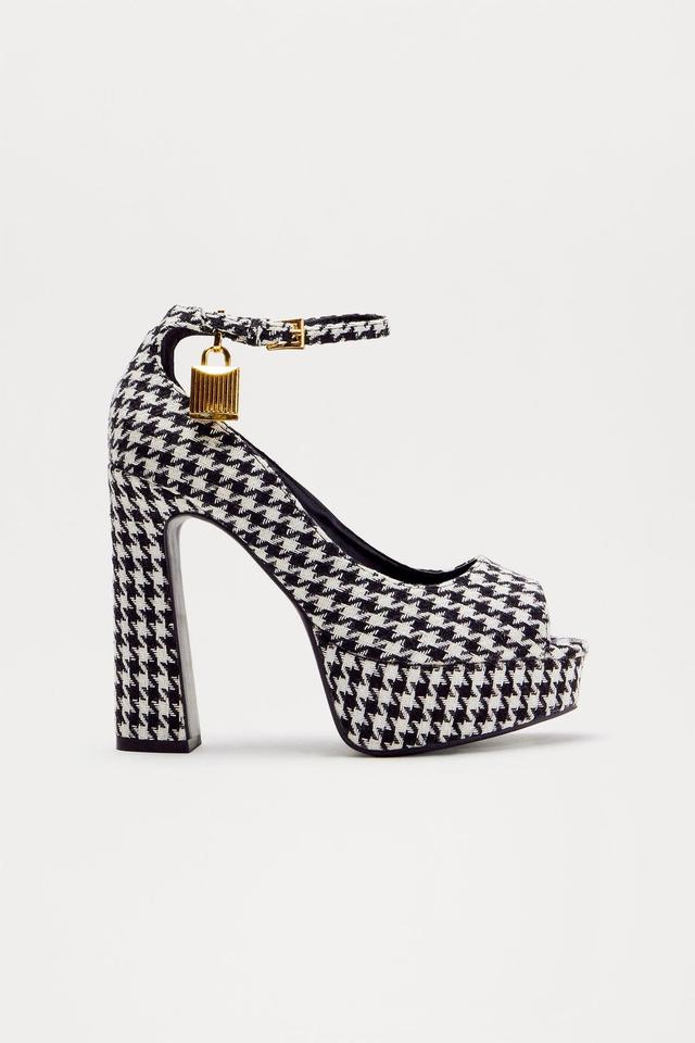 Rye Platform Pumps - Black/White Product Image