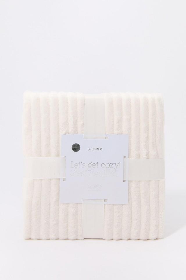 Ribbed Faux Fur Throw Blanket Female Product Image