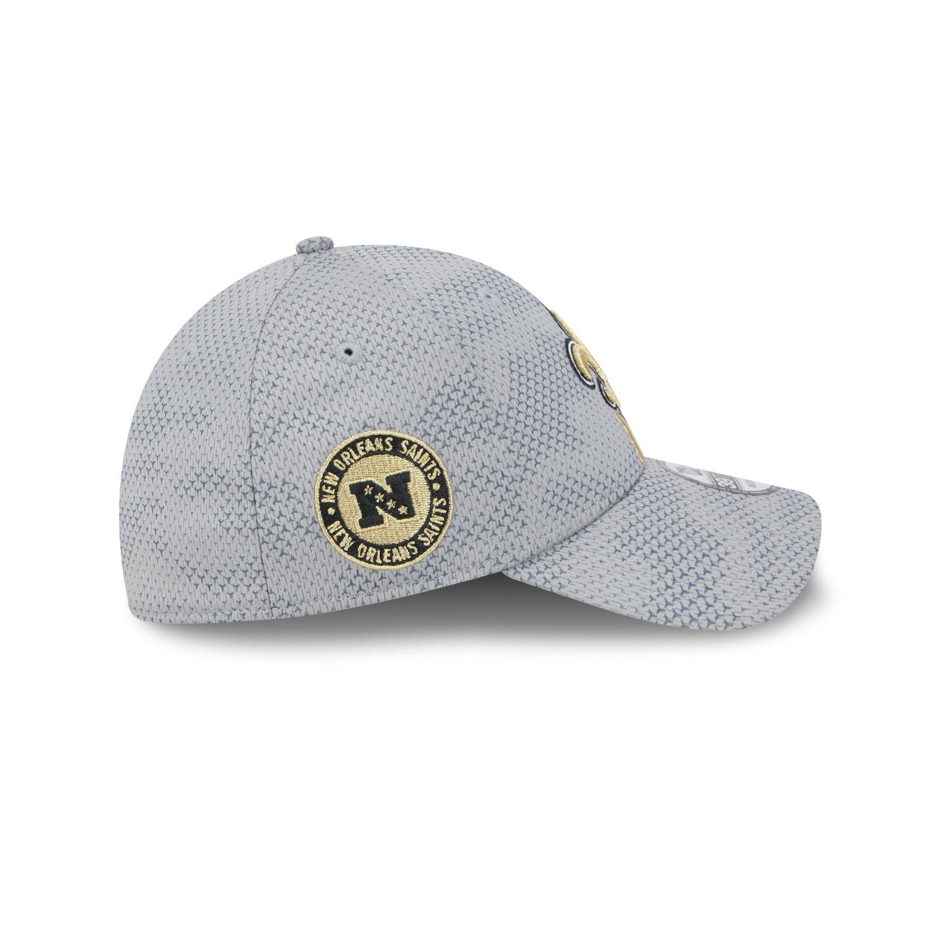 New Orleans Saints 2024 Sideline Gray 39THIRTY Stretch Fit Hat Male Product Image