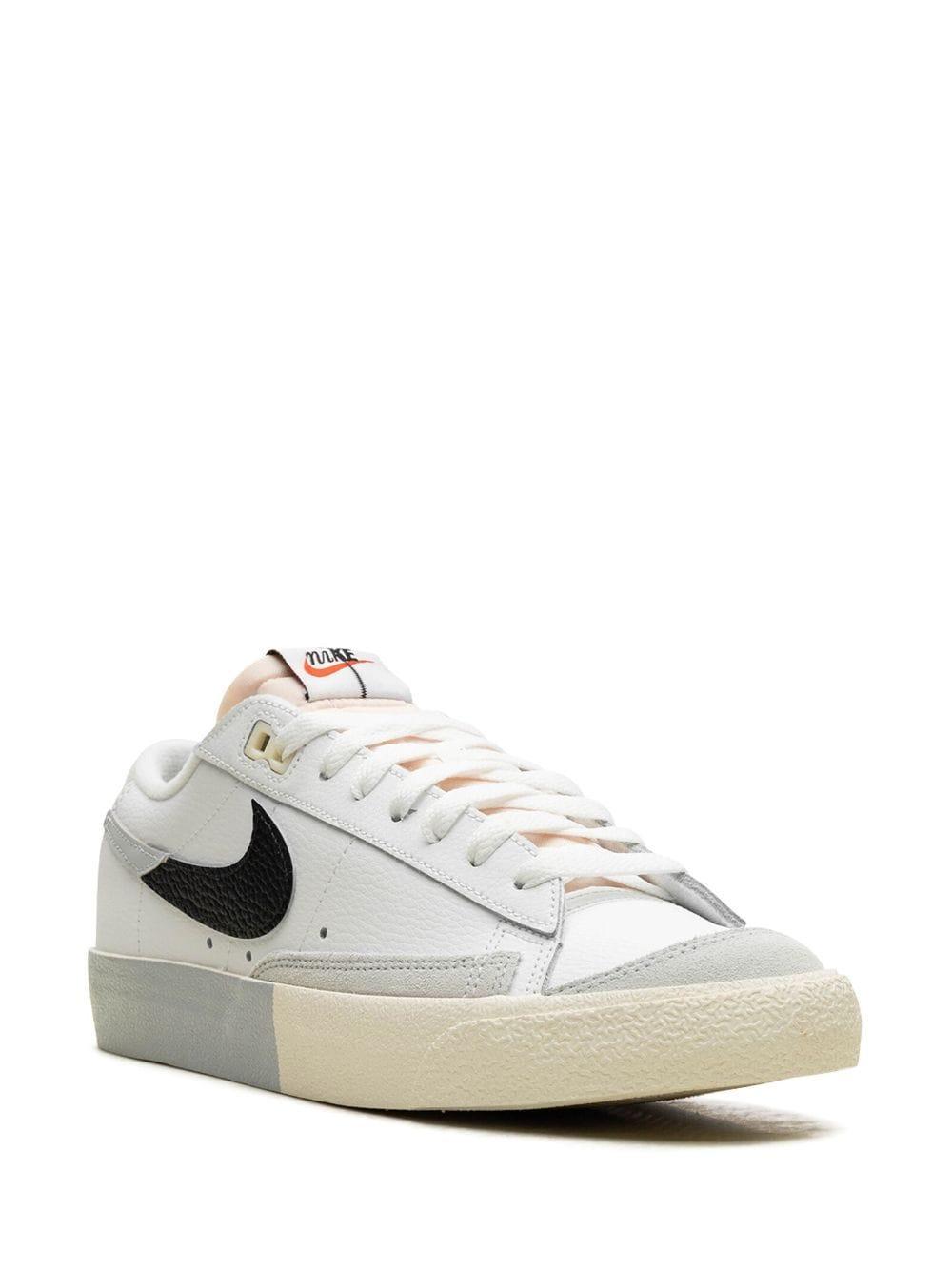 NIKE Blazer Low '77 Mens Lifestyle Lace-up Casual And Fashion Sneakers In Multi Product Image