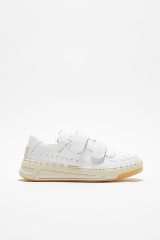 Velcro strap sneakers Product Image