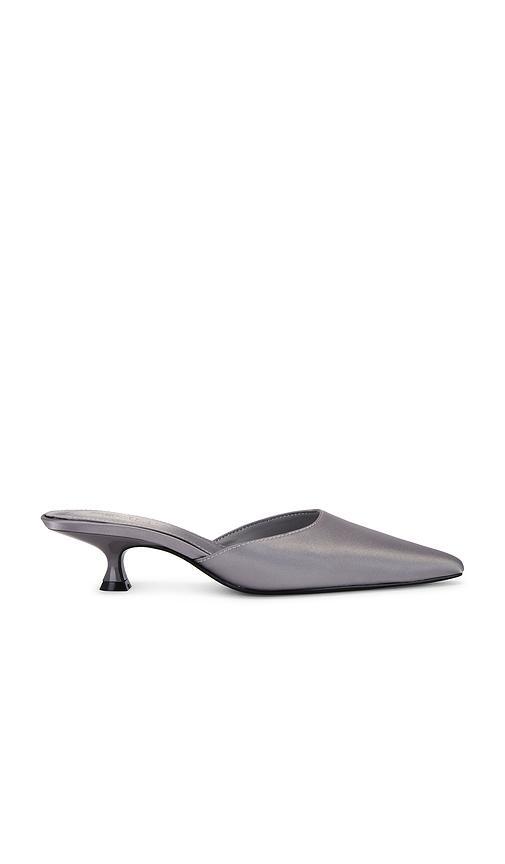 St. Honore Slipper Product Image