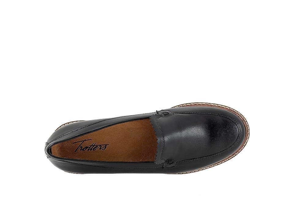 Trotters Fayth Loafer Product Image