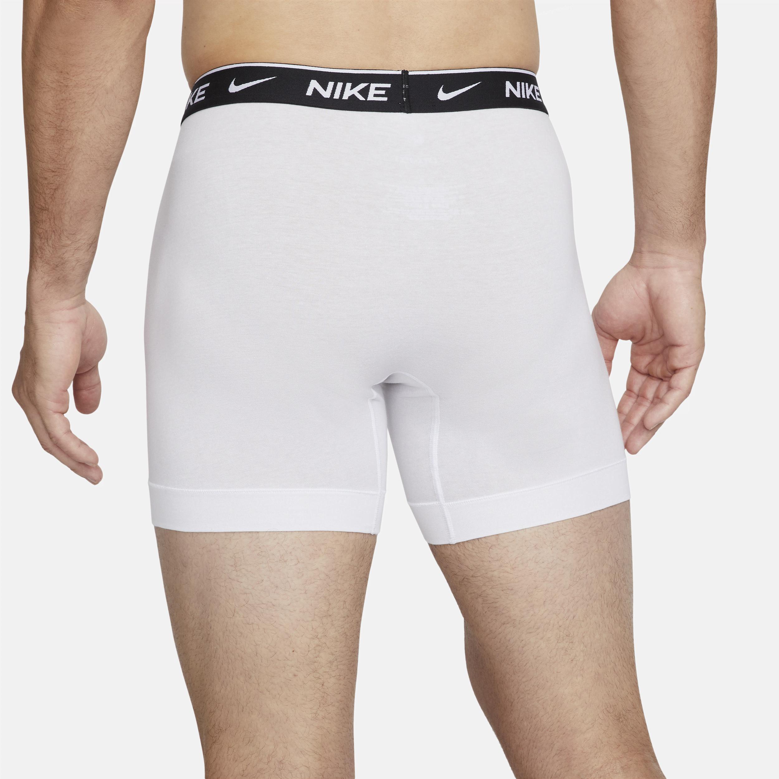 Nike Men's Dri-FIT Essential Cotton Stretch Boxer Briefs (3-Pack) Product Image