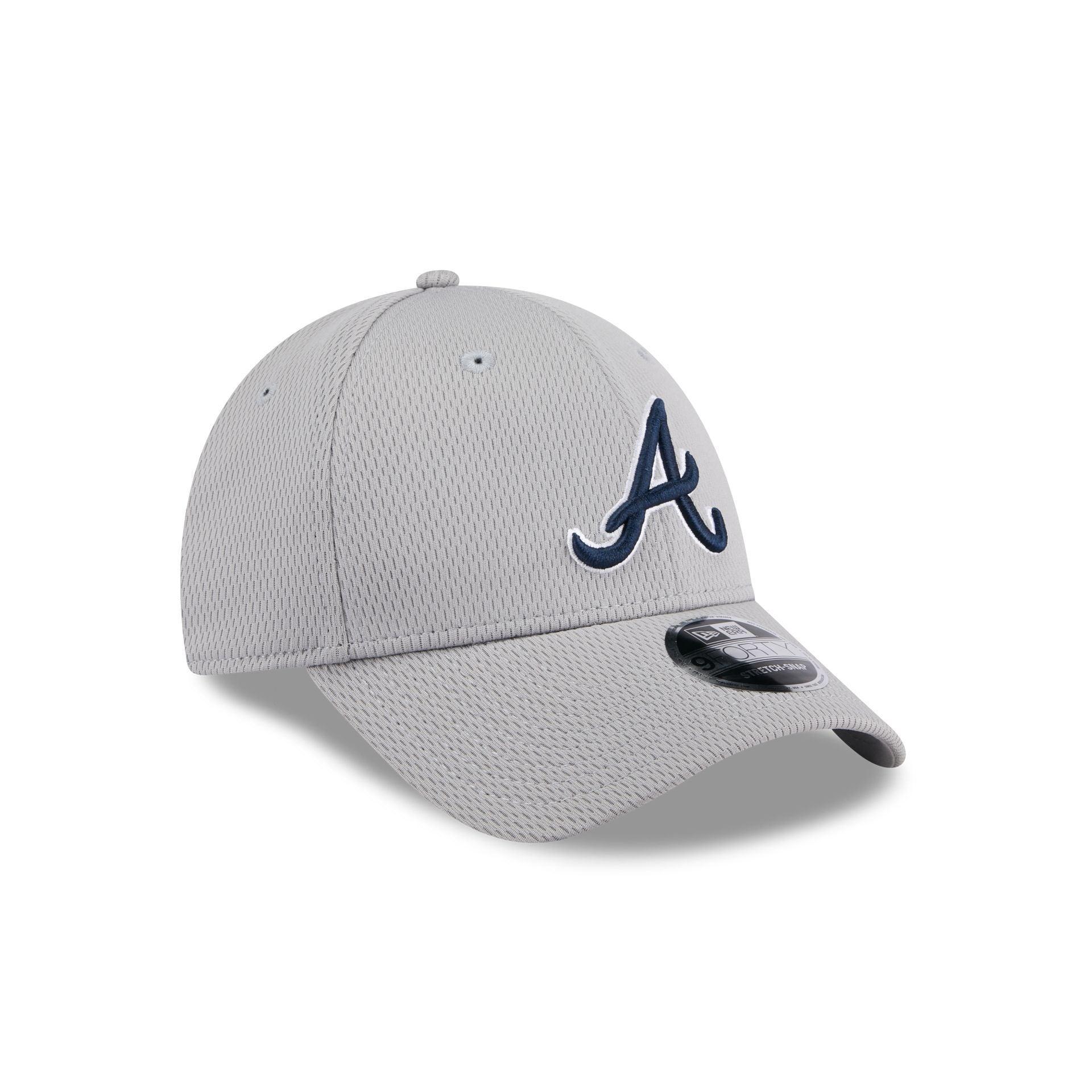 Atlanta Braves Gray 9FORTY Stretch-Snap Hat Male Product Image