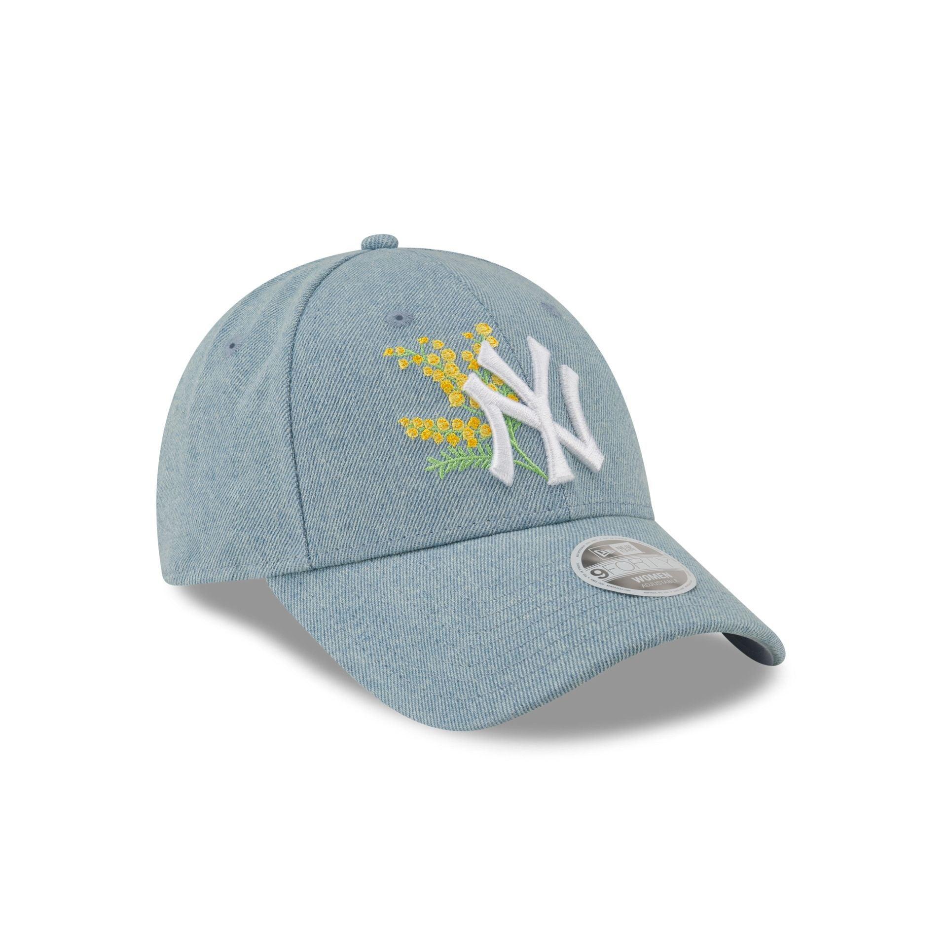 New York Yankees Denim Mimosa Women's 9FORTY Adjustable Hat Female Product Image