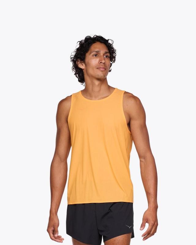 HOKA Mens Airolite Run Tank Top in Aura, Size Large Product Image