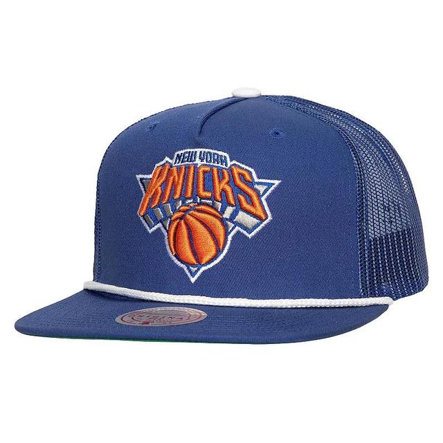 Mens Mitchell & Ness New York Knicks Roper Meshback Trucker Snapback Hat Product Image