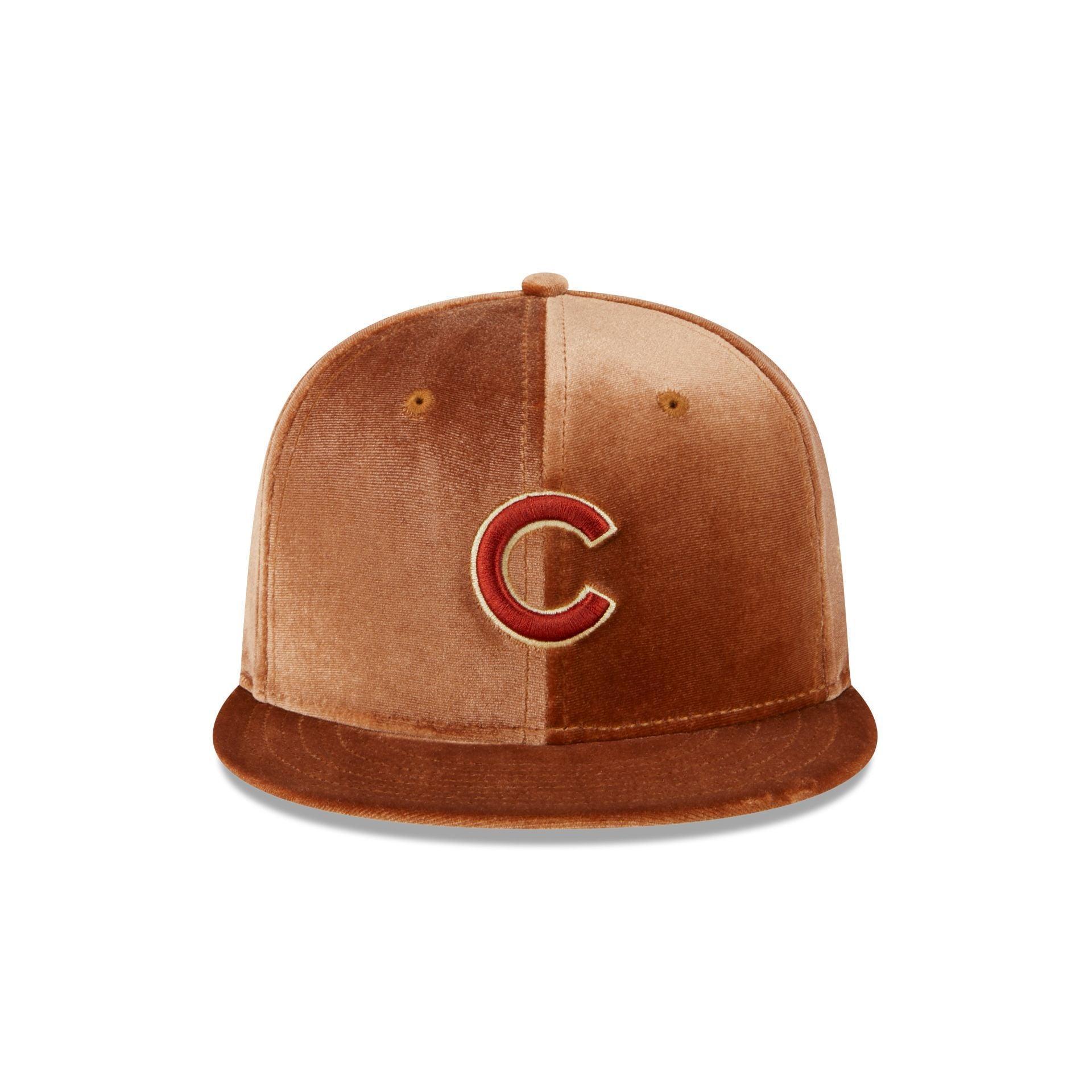 Chicago Cubs Vintage Velvet 59FIFTY Fitted Hat Male Product Image