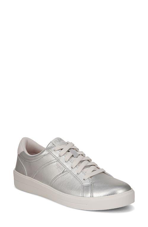 Ryk Viv Classic Low Top Sneaker Product Image