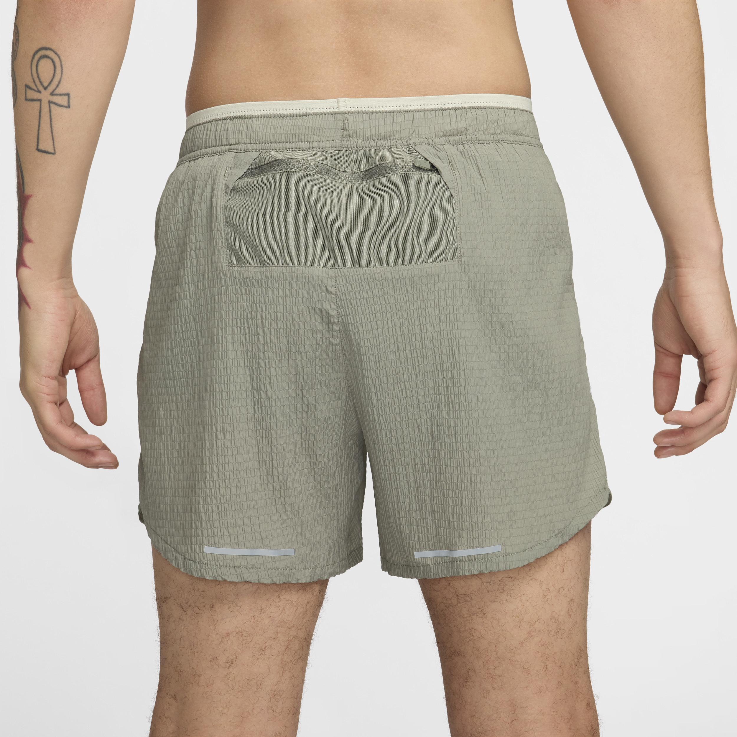 Nike Men's Stride Running Division Dri-FIT 5" Brief-Lined Running Shorts Product Image