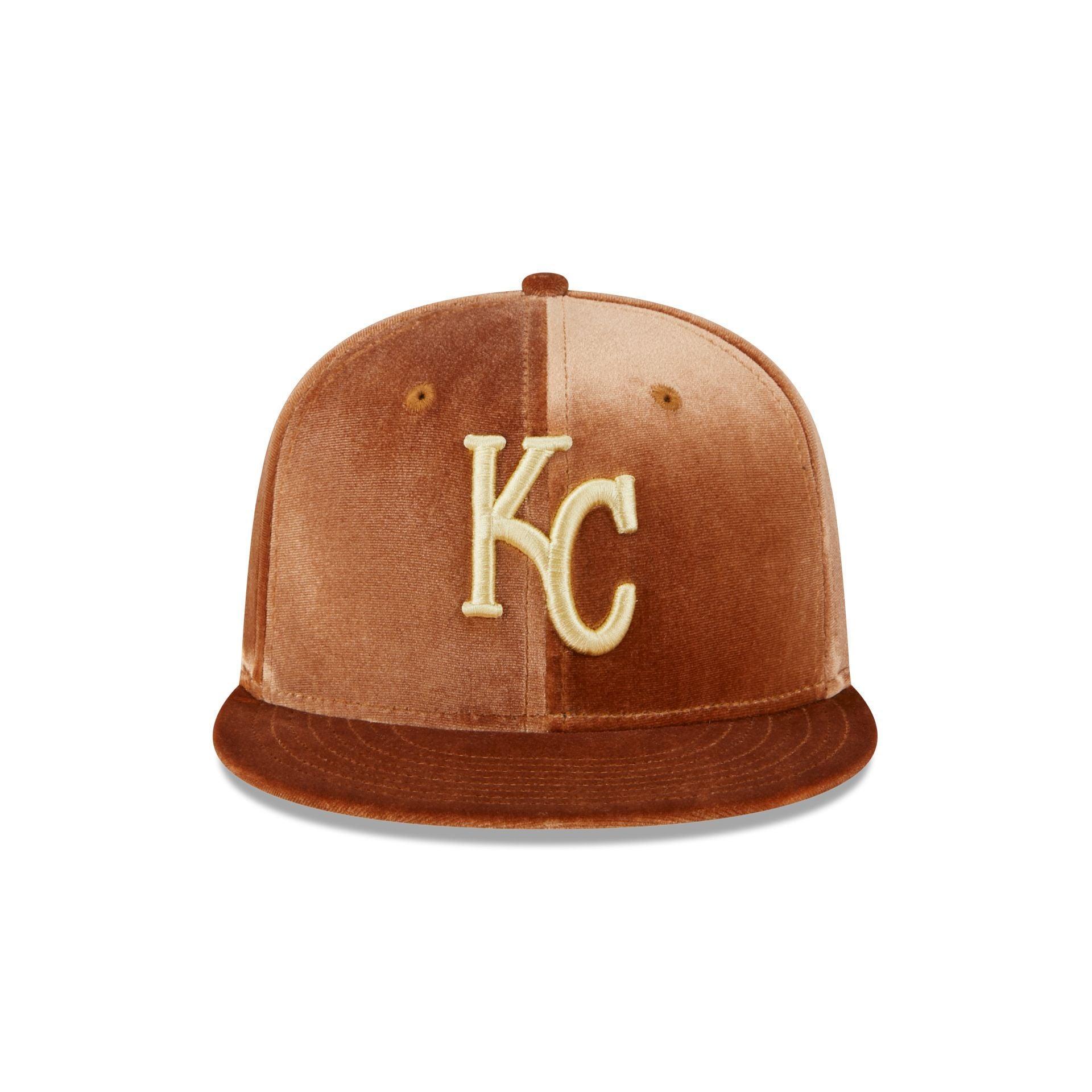 Kansas City Royals Vintage Velvet 59FIFTY Fitted Hat Male Product Image