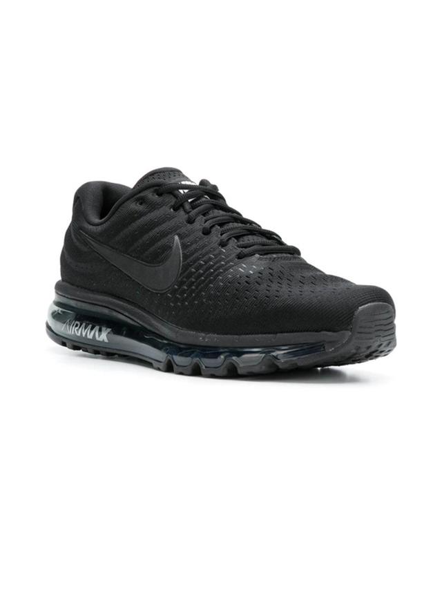 Air Max Low-top Sneakers In Black Product Image