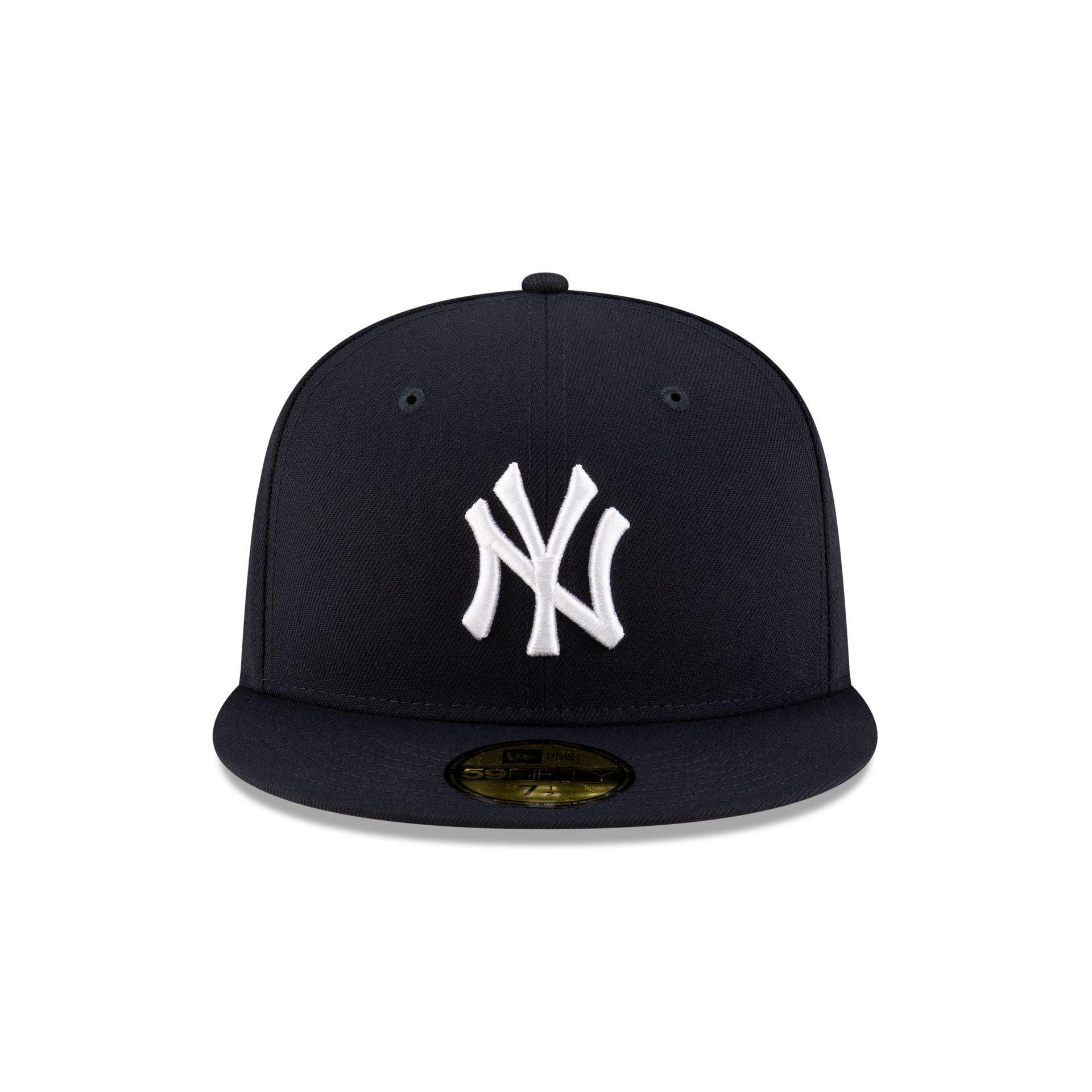 Undefeated x New York Yankees Navy 59FIFTY Fitted Hat Male Product Image