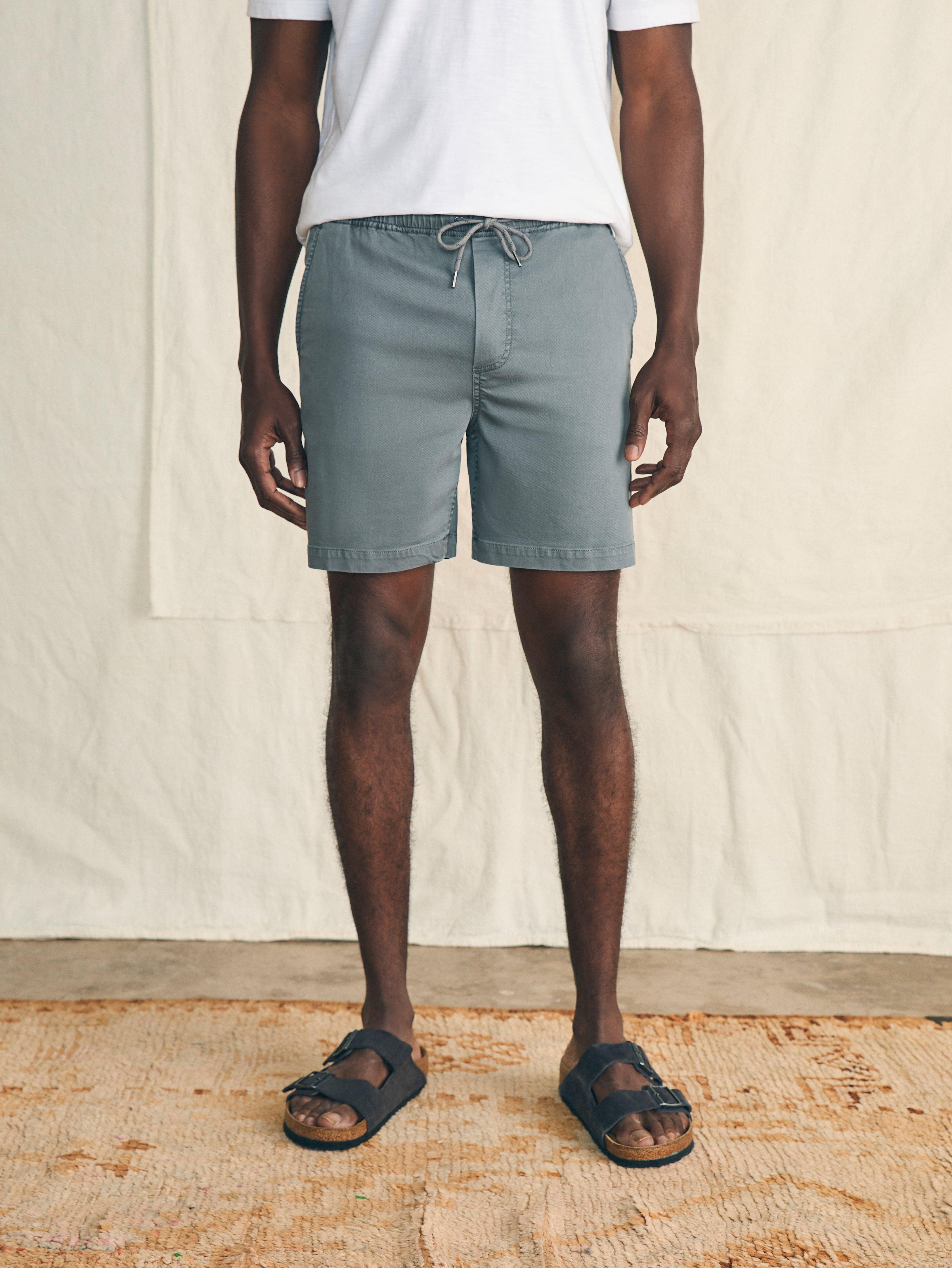 Essential Drawstring Short (6.5" Inseam) - Ember Male Product Image