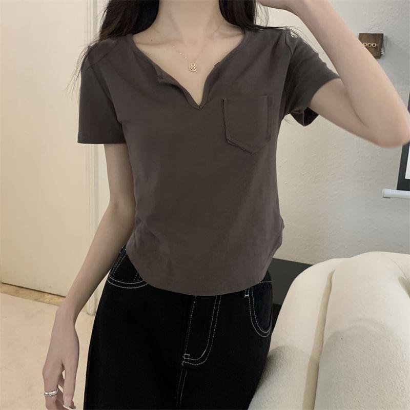 Short-Sleeve Notch Neck Pocketed Tee Product Image