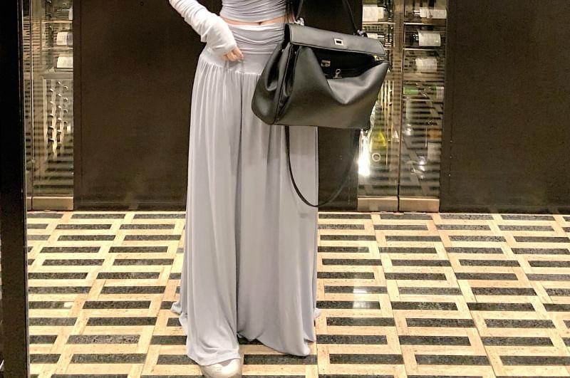 Off-Shoulder Long-Sleeve Plain Crop Top / Mid Rise Midi A-Line Skirt Product Image