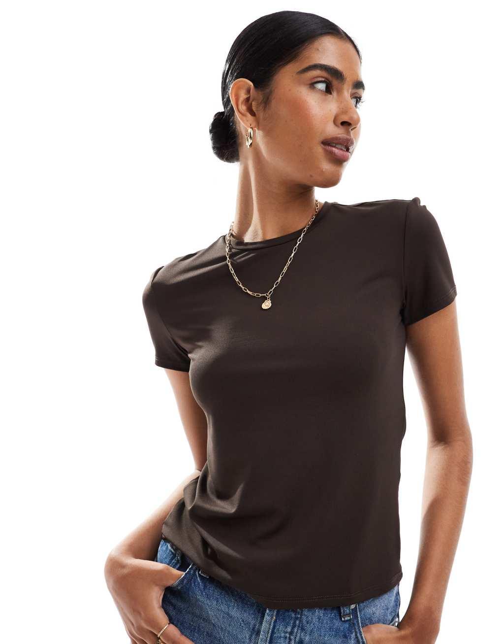 ONLY slinky seamless t-shirt in brown product image