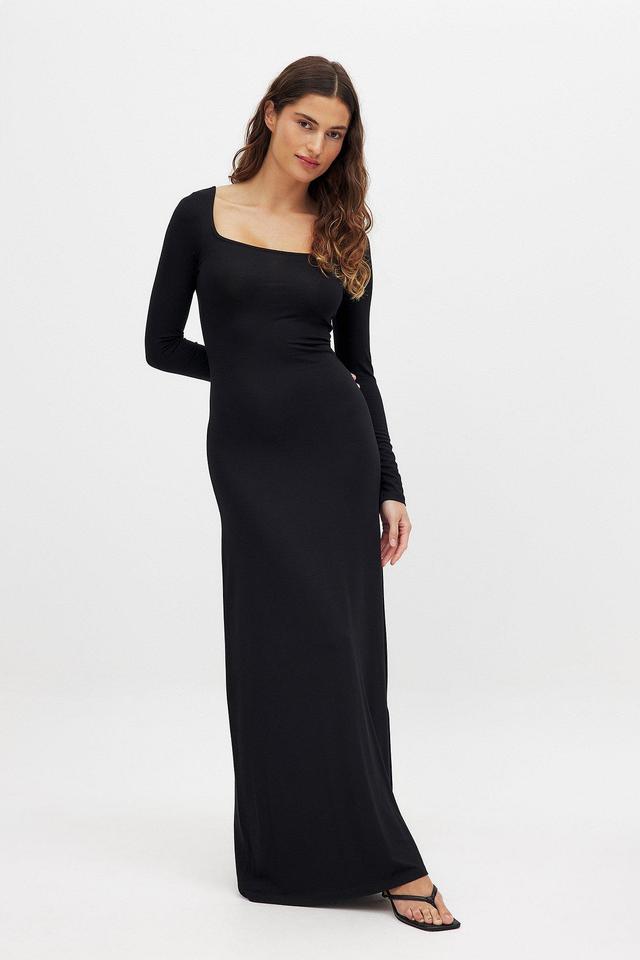 Soft Line Scoop Neck Maxi Dress Product Image