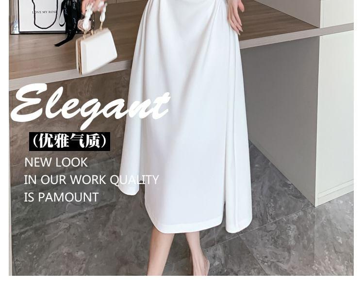 Short-Sleeve Square Neck Plain Ruched Open Back Midi A-Line Dress Product Image