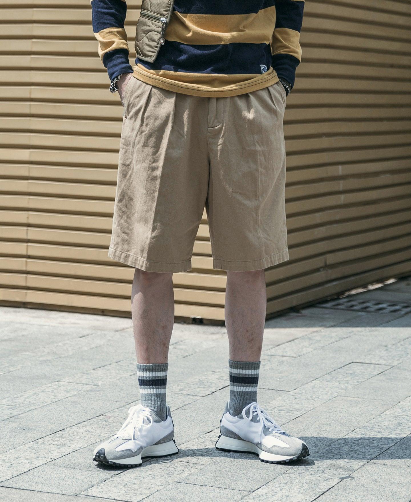 Classic Straight Leg Double Pleated Shorts - Khaki Product Image