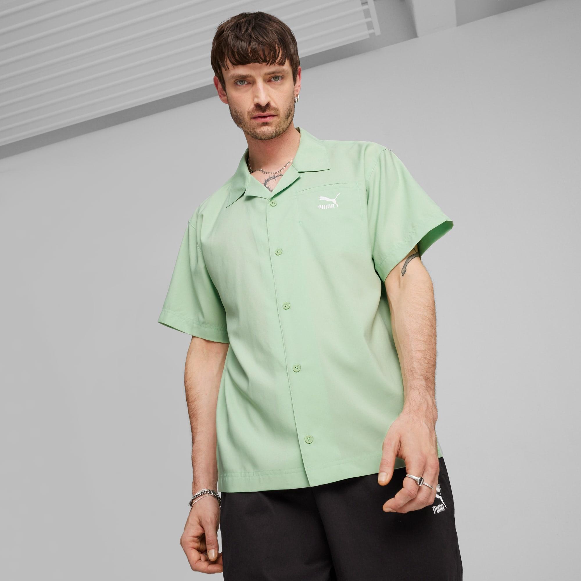 CLASSICS Men's Shirt product image