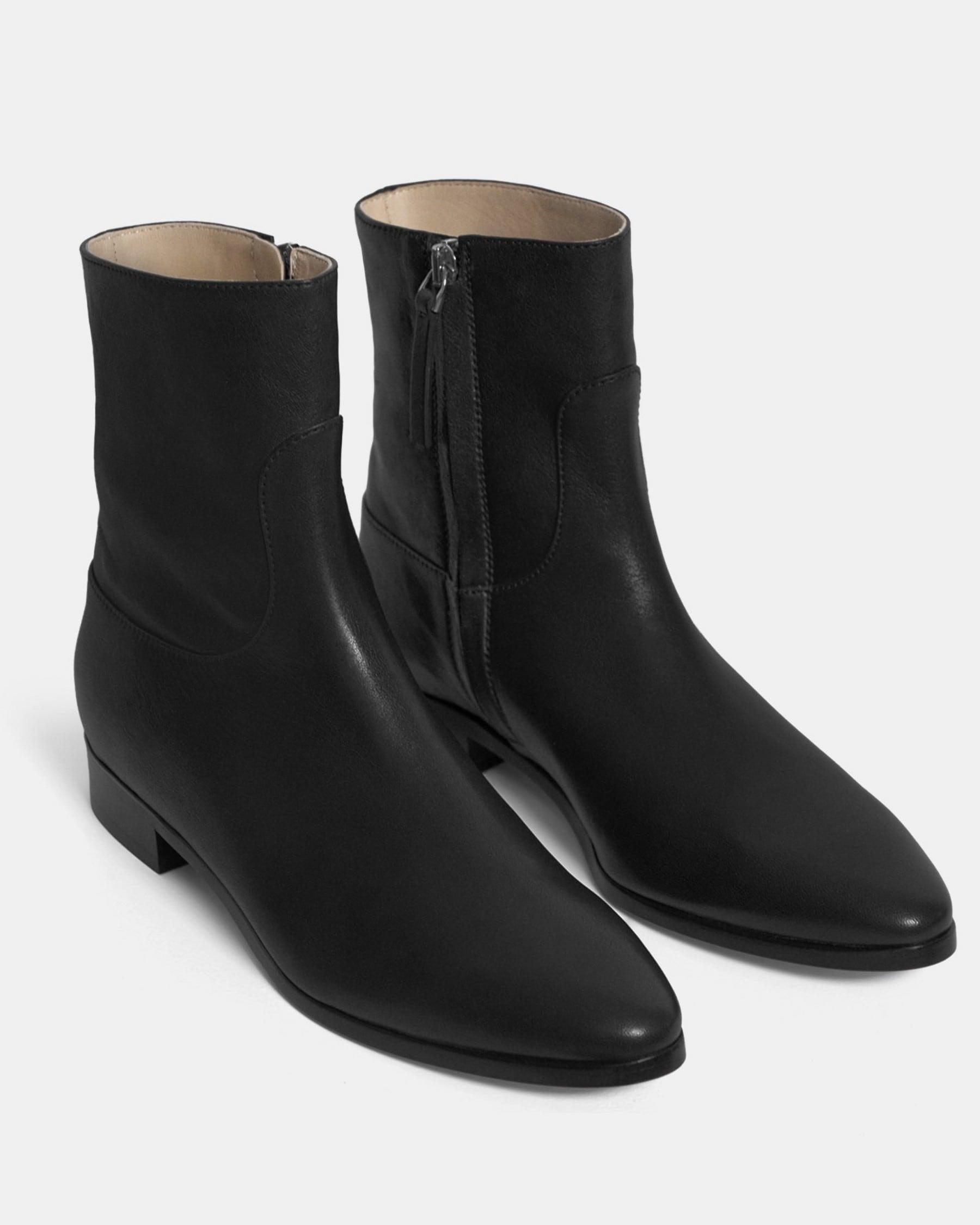 Ankle Bootie in Leather Product Image