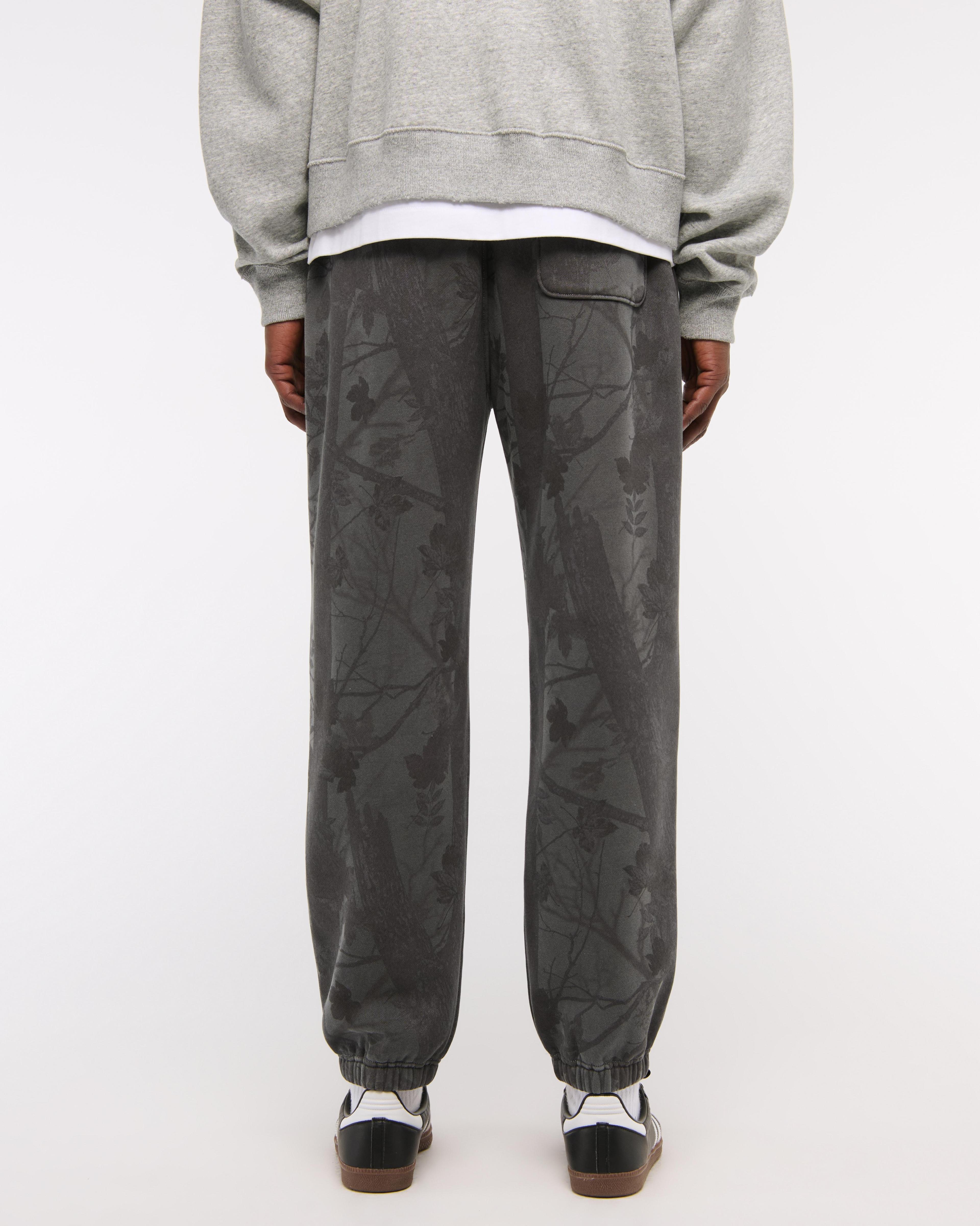 Essential Sweatpant Product Image