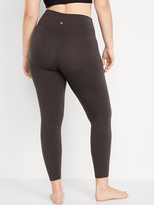 Extra High-Waisted PowerChill Crop Leggings Product Image