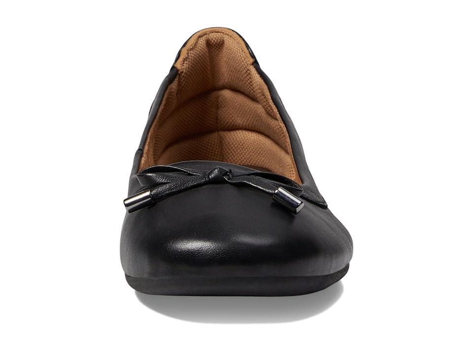 Comfortiva Keegan Women's Flat Shoes Product Image