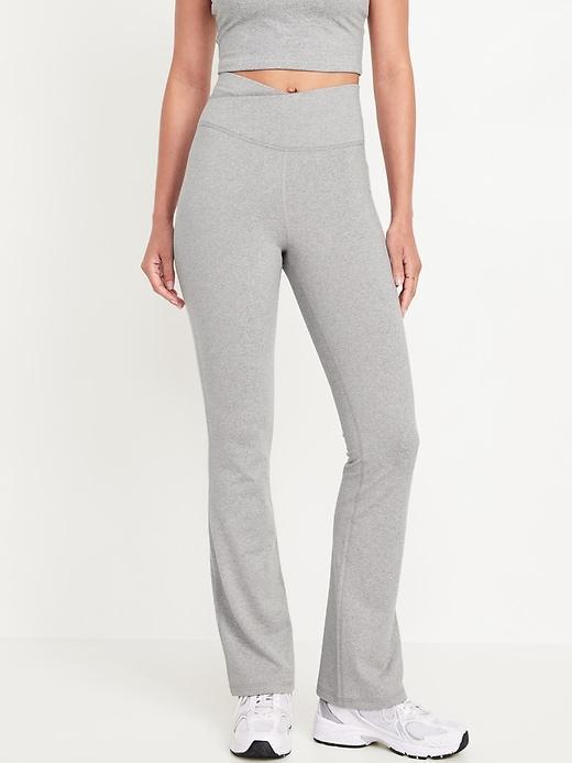 Extra High-Waisted CloudComfy Boot-Cut Leggings Product Image