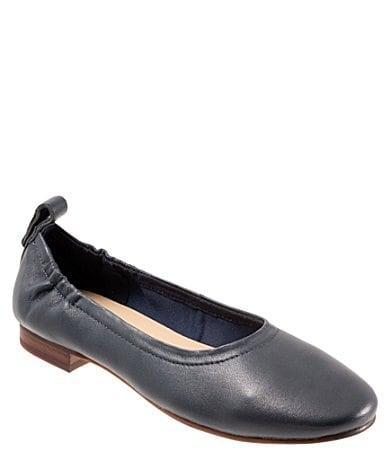 Trotters Gia Ballet Flat Product Image