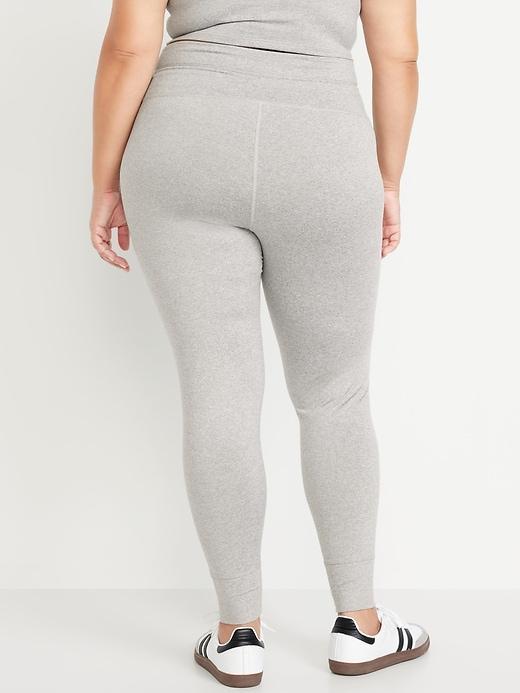 Extra High-Waisted CloudComfy 7/8 Leggings Product Image