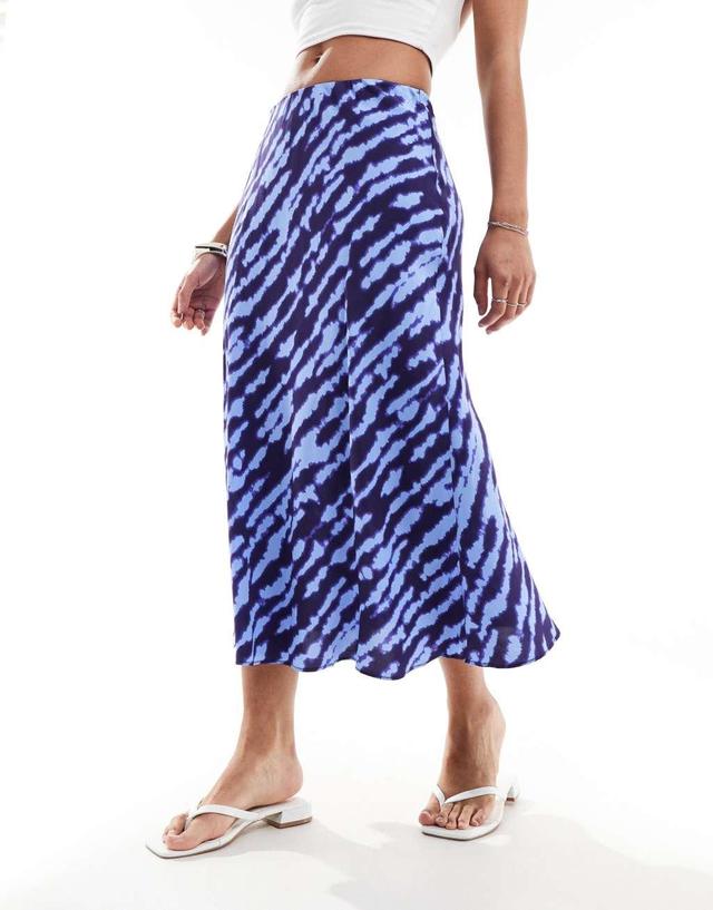 Mango satin printed midi skirt in blue Product Image