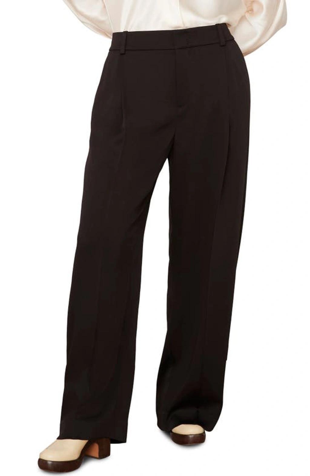 Tailored Wide Leg Trousers In Black Product Image