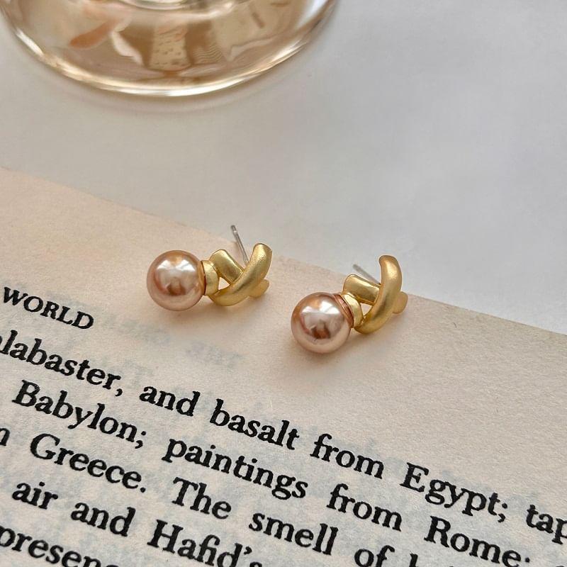 Criss Cross Faux Pearl Drop Earring Product Image