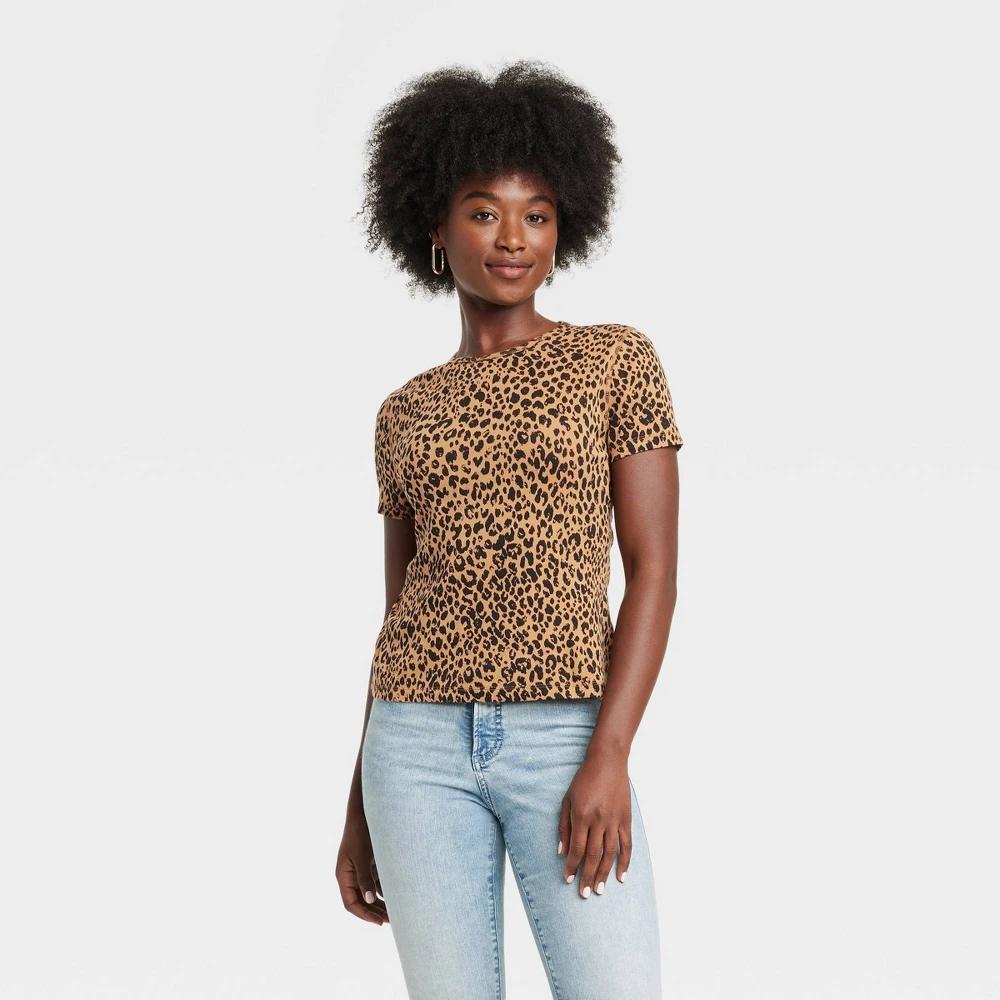 Womens Short Sleeve T-Shirt - Universal Thread Tan Leopard Spot M Product Image