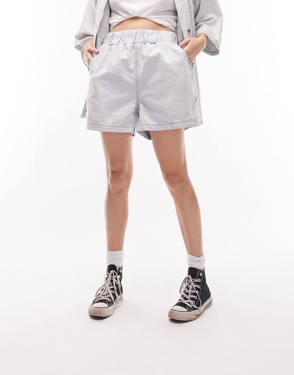 Topshop pull-on cotton blend denim shorts in bleach  Product Image