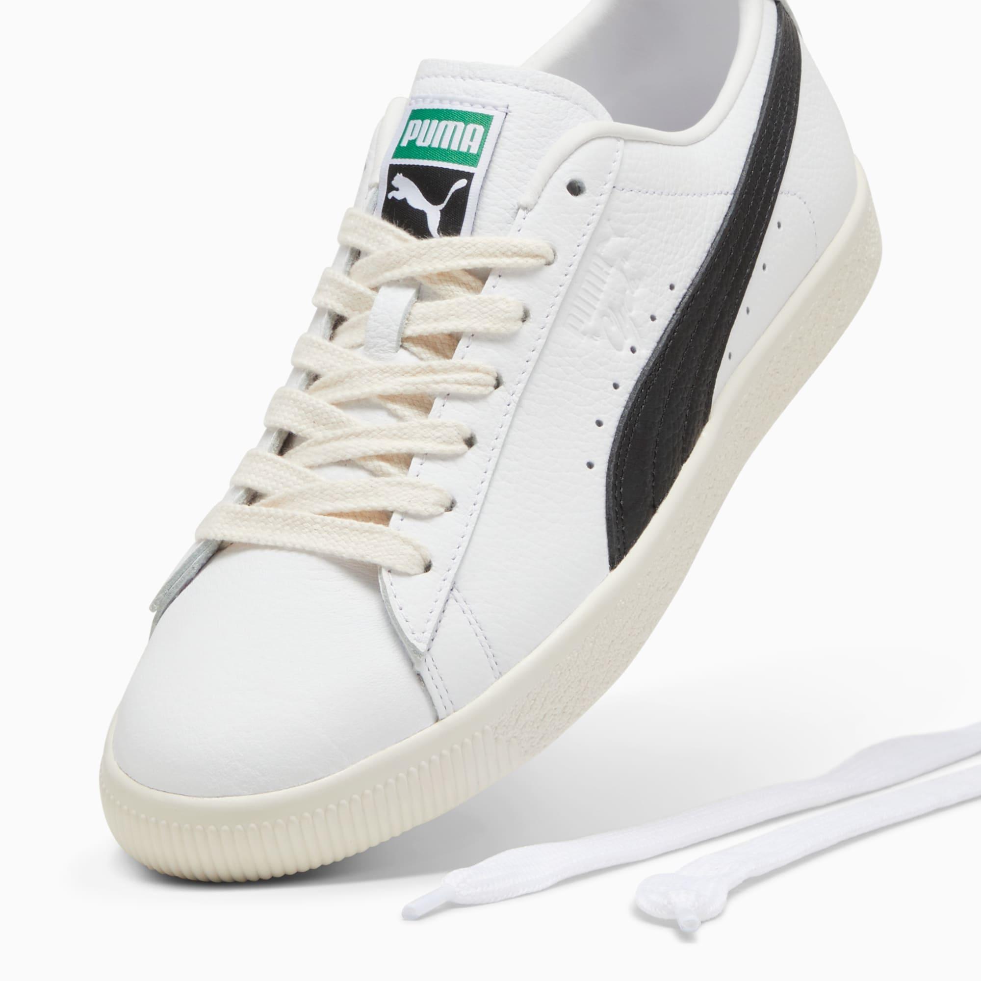 Clyde Leather Women's Sneakers Product Image