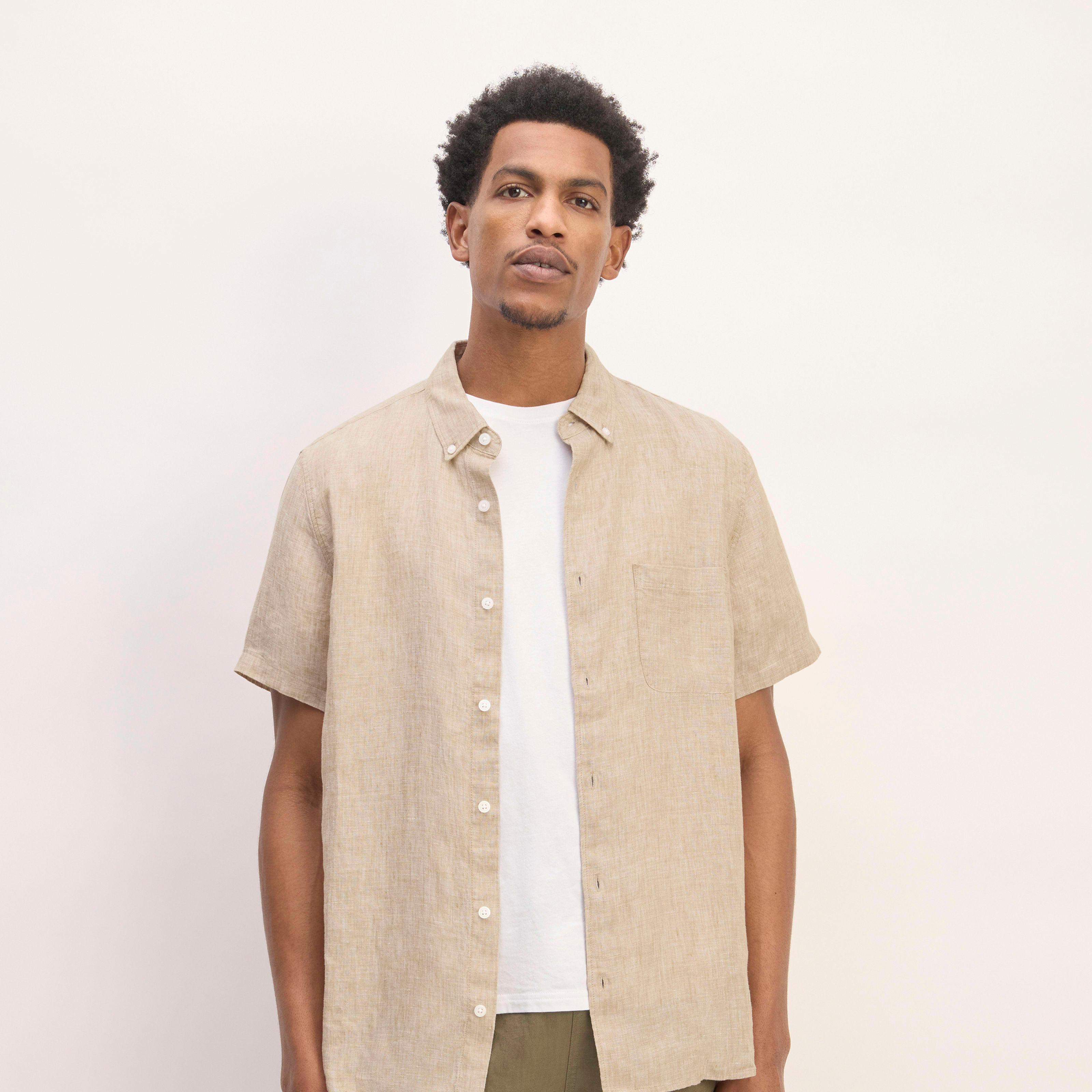 The Classic Short-Sleeve Shirt in Linen Product Image